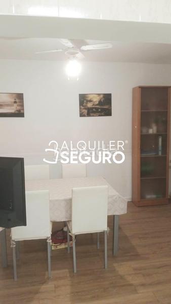 Foto b96d3f51-9706-48a8-aba0-af027ea98957. Lloguer xalet amb aparcament a Campillos