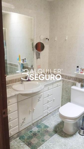 Foto f7d9961e-389b-49c6-9ef4-b9395faae103. Lloguer xalet amb aparcament a Campillos