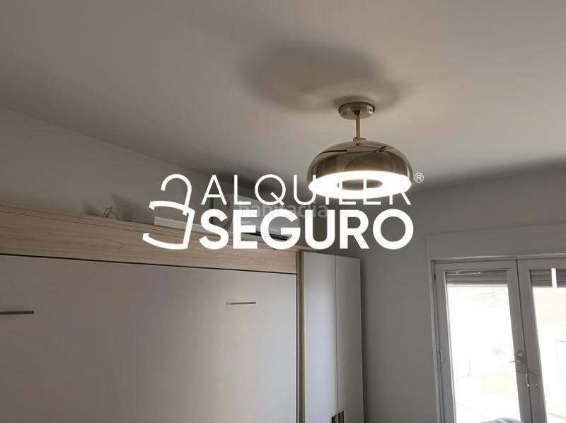 Foto 5a7c1e60-e26d-44d0-84af-4d036bd5785f. Alquiler piso  av. el greco en San Pablo Sevilla