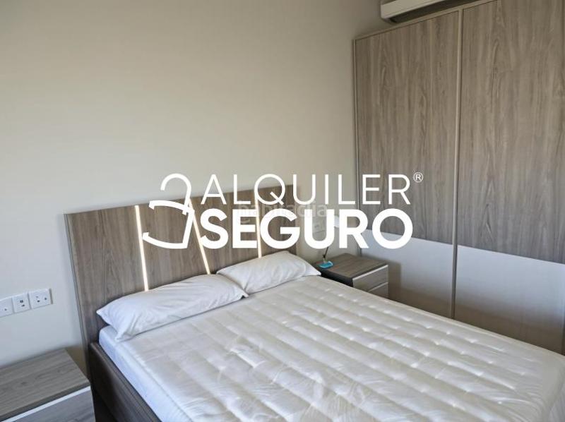 Foto 8396e018-0497-4d69-b18a-f739f5facc4b. Alquiler piso  av. el greco en San Pablo Sevilla