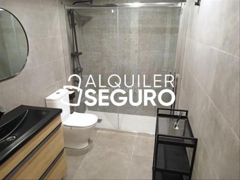 Foto d7f41516-5fb1-47ca-8b53-b9de3c1d2d74. Alquiler piso  c pintoreria vitoriagasteiz en Madrid