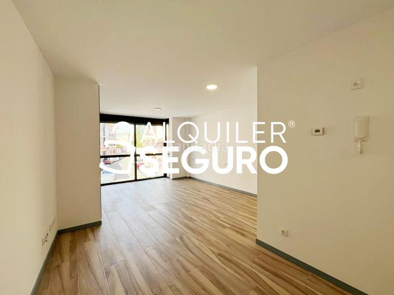 Foto 4fe5d627-c193-4f38-891c-68a0984cb695. Miete studiowohnung mit heizung parking in Centro Fuenlabrada