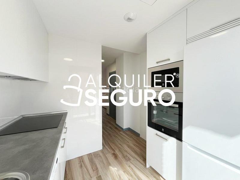 Foto 7892937f-5e2a-4df0-a0e8-d8bca17569b1. Rent studio with heating parking in Centro Fuenlabrada