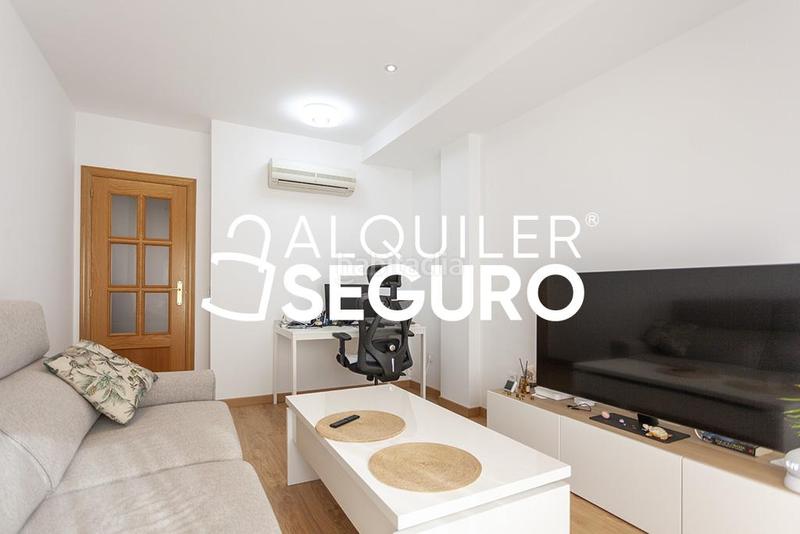 Foto 8c009f9d-0945-4d8f-8cce-15489226a8e7. Alquiler piso  c del panizo en Berruguete Madrid