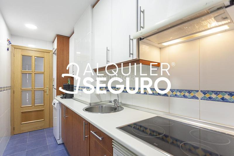 Foto 927bf496-1fe8-43b7-8c23-b1bf54294d36. Alquiler piso  c del panizo en Berruguete Madrid