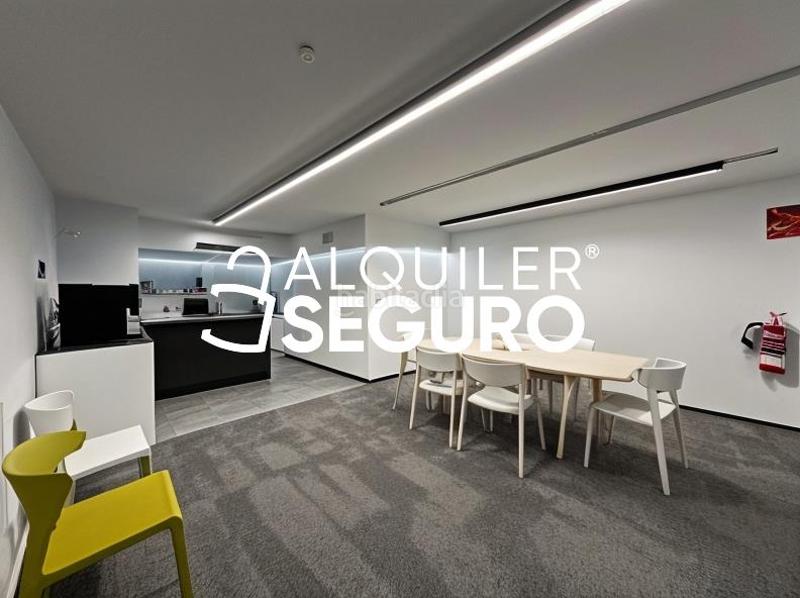 Foto 531ededc-5f52-4845-ae74-0dc69790697a. Location bureau dans Castellana Madrid