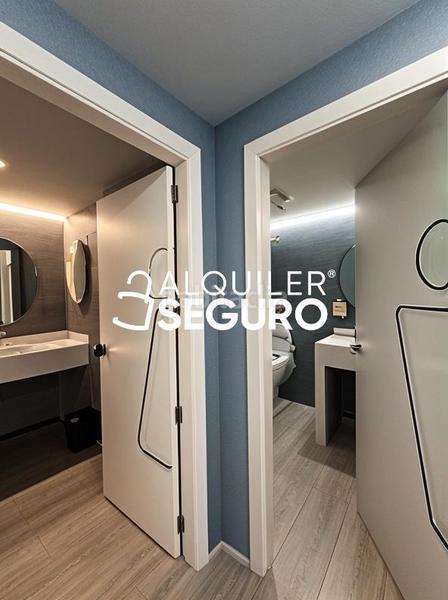 Foto 2415aaee-f387-46d1-8ab4-4fe53336cdcf. Rent office space in Castellana Madrid