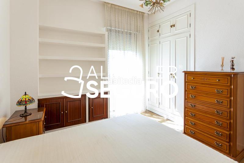 Foto 36bc0ea5-88ce-431d-b7e6-7f1ba709ca8a. Alquiler piso  av. del dr federico rubio y gali en Madrid