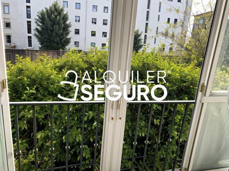 Foto 3efde6bc-2fd4-48d9-b92c-d730afec4e5d. Location appartement avec parking dans La Buhaira Sevilla