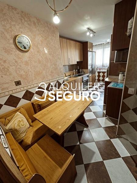 Foto 783c8135-23fb-48c1-9dcd-85e17eb78662. Location appartement avec chauffage dans Centro Móstoles