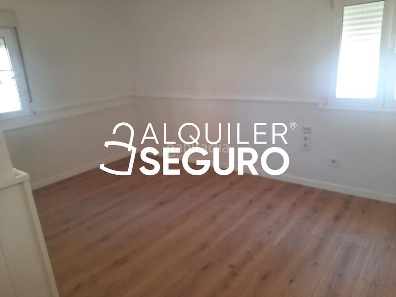 Foto 10f8820f-245b-405a-a90d-c541729224e4. Alquiler piso  vía de la hispanidad en Oliver Zaragoza