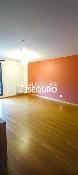 Foto 1dce0cd4-1218-4b8c-be58-8091e4f60701. Location appartement avec chauffage parking dans Los Hueros Villalbilla
