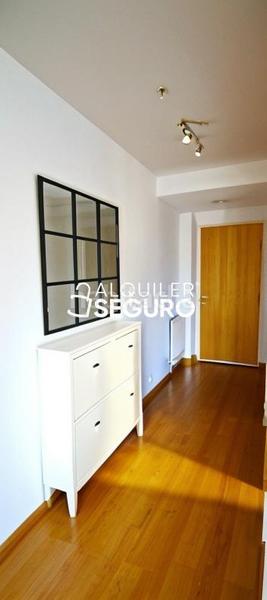 Foto d410c370-8d7f-4a53-9f3b-2903410814a6. Location appartement avec chauffage parking dans Los Hueros Villalbilla