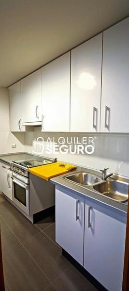 Foto 5617cbe0-5c6f-41f8-9e5d-5a5dc5aa8d8c. Rent flat with heating parking in Los Hueros Villalbilla