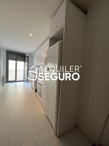Foto 4ddf16ac-aac0-4d17-9fe8-22246b9f43f7. Location appartement avec chauffage parking dans Centro Parla