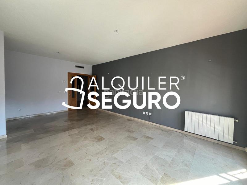 Foto c8030882-4492-405b-a50e-0e96b10cc972. Location appartement avec chauffage parking dans Centro Parla