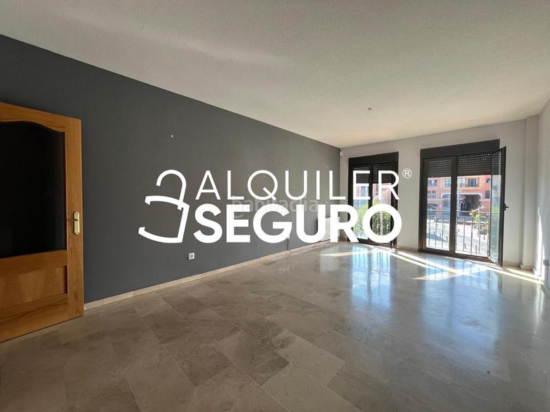 Foto cc747633-526e-423b-8cb2-475337725402. Location appartement avec chauffage parking dans Centro Parla