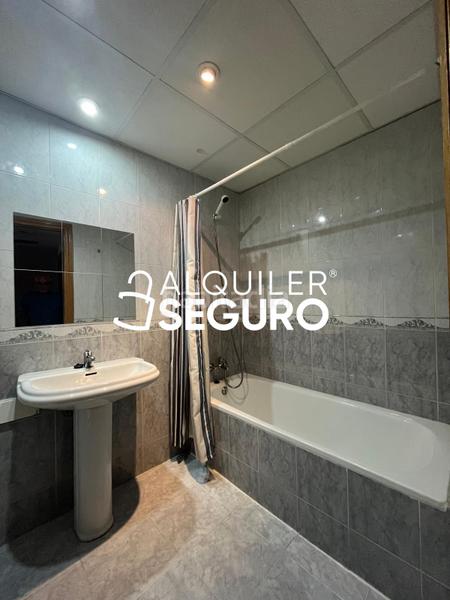 Foto 3e78066e-e5b3-4c6f-befe-9dadfb158c0c. Rent flat with heating parking in Centro Parla
