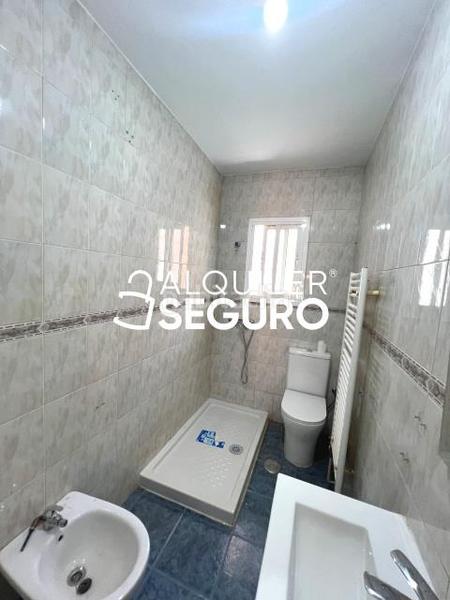 Foto b9c6d4c1-eb86-4924-af76-66182798b6a1. Lloguer pis amb calefacció a Casco Antiguo Alcorcón