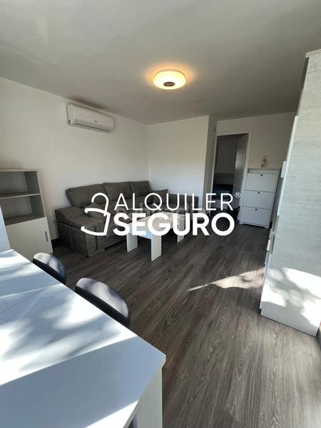 Foto 102e6ba4-82db-4978-91c9-d8d91a6dbe31. Alquiler piso  c porcelana en Arcos Madrid