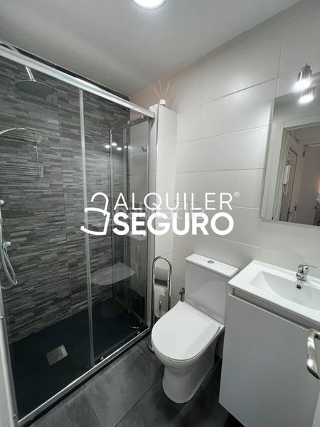 Foto 8f3f1647-fd50-421a-8cad-6e2488c35c24. Rent flat with heating in Arcos Madrid