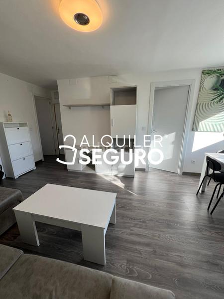 Foto dae5bf8e-dda1-46b3-b92f-4431010a0e02. Rent flat with heating in Arcos Madrid