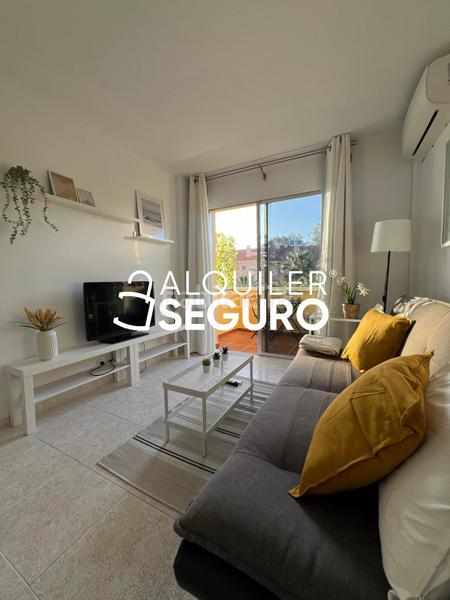 Foto 72377bc4-0cf3-48f3-9a30-aa3a7751cee1. Lloguer pis amb piscina a Cabopino - Artola Marbella