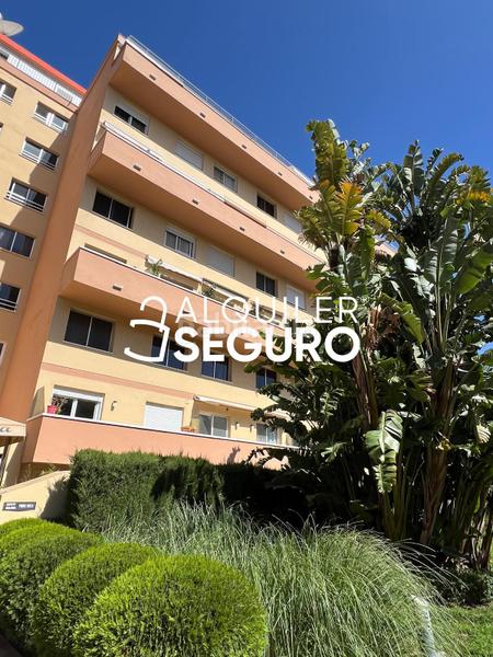 Foto 811b84dd-40ac-4d9d-8a81-6e9834fa336f. Lloguer pis amb piscina a Cabopino - Artola Marbella