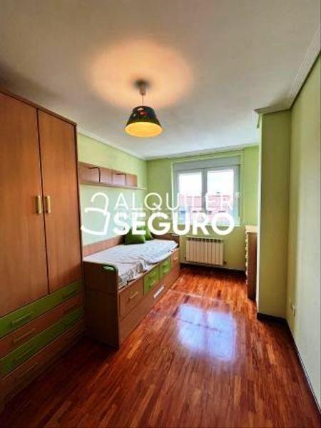 Foto 26926a69-a1ef-447e-b5eb-3473b2bb23fb. Location appartement avec chauffage parking dans Ariznabarra Vitoria - Gasteiz