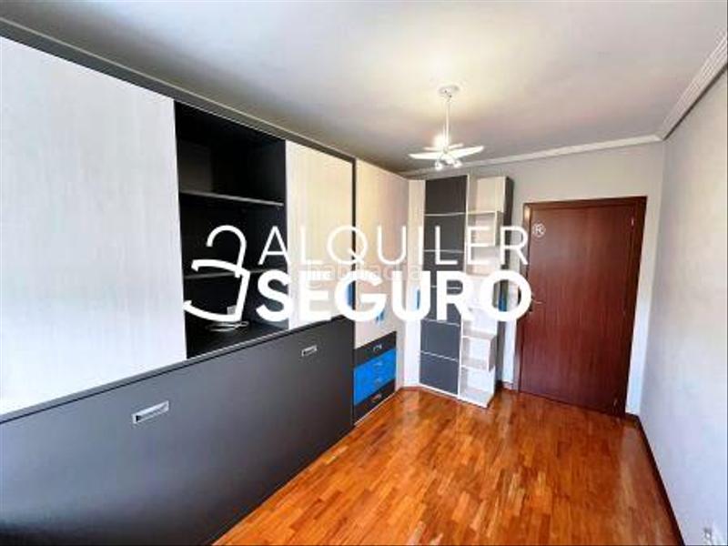 Foto a12074b9-73c1-46c1-91d1-4a492a62fe79. Location appartement avec chauffage parking dans Ariznabarra Vitoria - Gasteiz