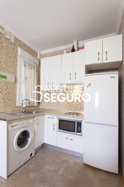 Foto c55d8e5c-f39b-4d7c-bee5-66f03ed1c0aa. Alquiler piso  c del amparo en Embajadores-Lavapiés Madrid