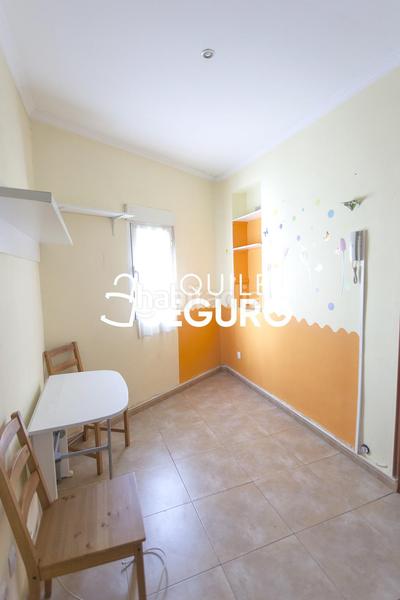 Foto c1367cb7-6f0e-43aa-842d-5906324d6ba5. Lloguer pis a Embajadores-Lavapiés Madrid