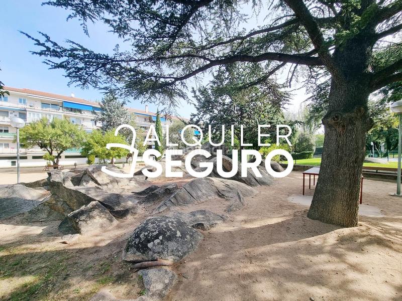 Foto 71dbf021-fedc-4bdc-9385-125c9318a3b2. Lloguer pis amb calefacció aparcament piscina a Parque de la Coruña-Las Suertes Collado Villalba