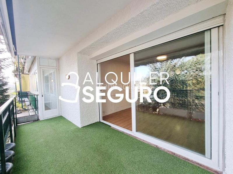 Foto 15ff7524-4e5e-4aef-a3a6-ee61ad15d5a4. Location appartement avec chauffage parking piscine dans Collado Villalba