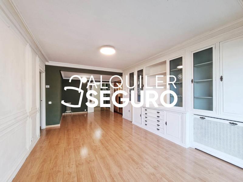 Foto 3d853ff6-1137-43cc-b254-268035707a92. Location appartement avec chauffage parking piscine dans Collado Villalba