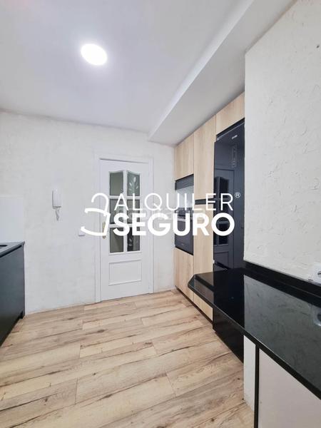 Foto 4868a9ae-ada5-4e53-8edb-9be01139c9e5. Location appartement avec chauffage parking piscine dans Collado Villalba