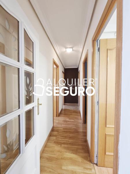 Foto 583253d8-34cd-4e7d-90b2-6e4f98f59d01. Location appartement avec chauffage parking piscine dans Collado Villalba