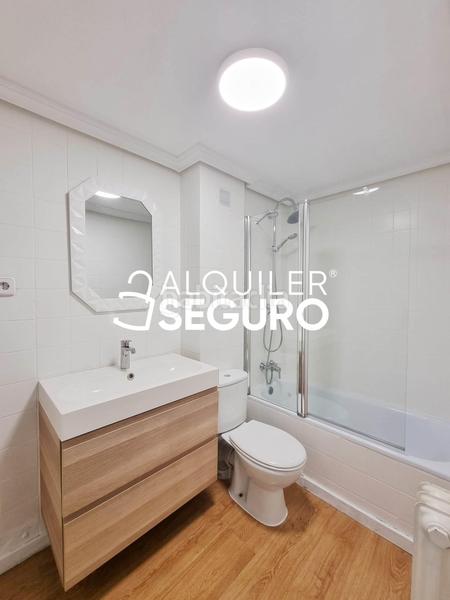 Foto 89589fc0-4dbd-4144-9f7c-a6b9ddd5ee88. Location appartement avec chauffage parking piscine dans Collado Villalba