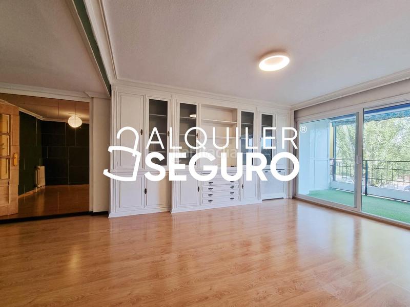 Foto aadfdf59-8eb4-443f-b9ed-17e1a016ff50. Location appartement avec chauffage parking piscine dans Collado Villalba