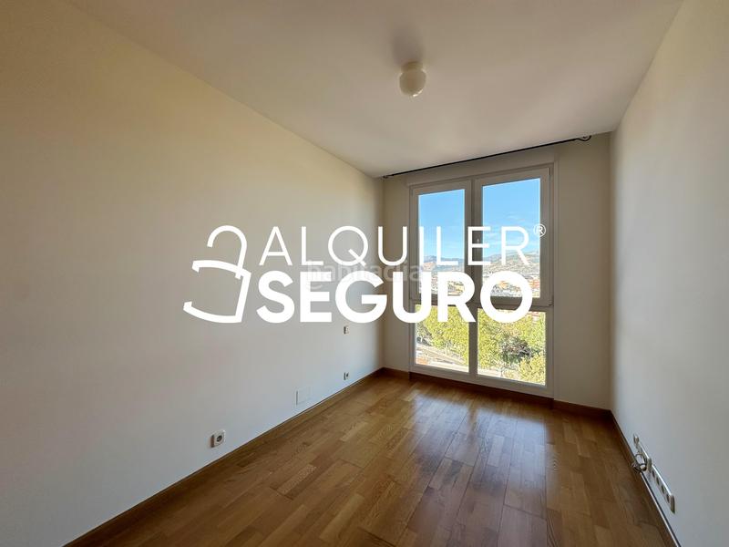 Foto 5e69dd7a-dc56-4c29-9de9-83a77a6a97f1. Location appartement avec chauffage parking dans Villalba Estación Collado Villalba