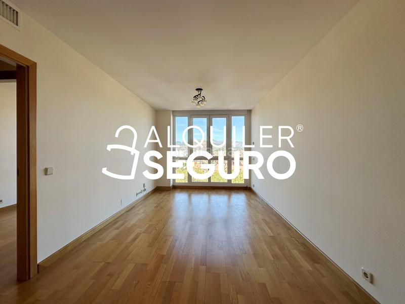 Foto 3bf2fdbd-e3f4-40bf-828e-3498e53c86b0. Rent flat with heating parking in Villalba Estación Collado Villalba