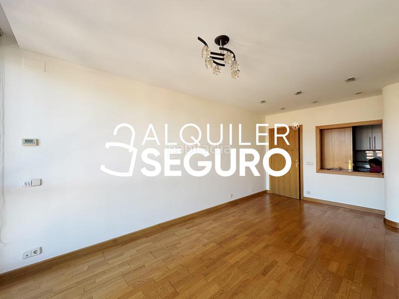Foto f7aacb8a-3903-4fde-a62c-d43f7b457d55. Rent flat with heating parking in Villalba Estación Collado Villalba