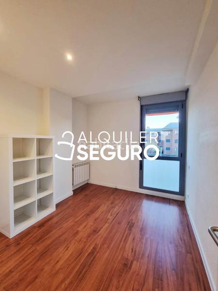 Foto c8e1dcbf-9b7a-4292-b3b0-67fe7c5c2f63. Miete etagenwohnung mit heizung parking in Golf-El Carralero Majadahonda