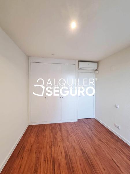 Foto d3053ed4-e267-4127-9df1-dcd9c8d17c87. Miete etagenwohnung mit heizung parking in Golf-El Carralero Majadahonda