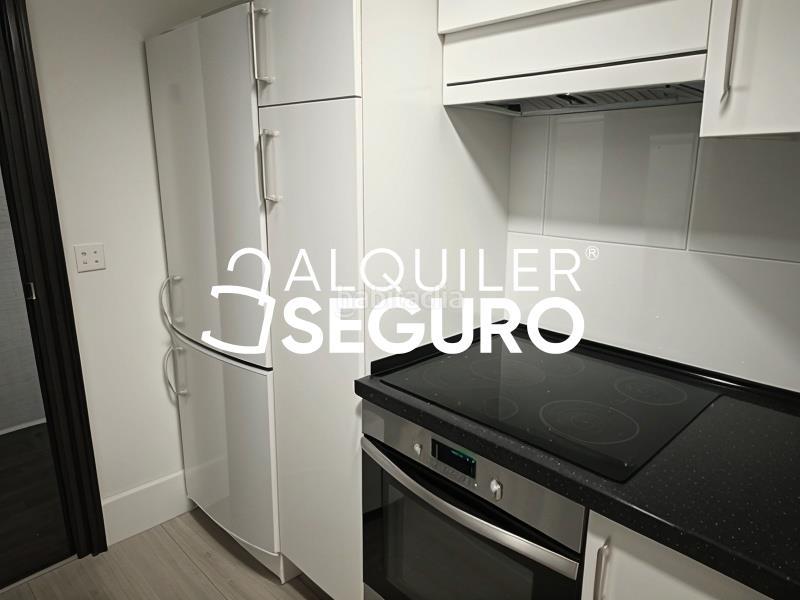 Foto 638cc45f-8ad9-461c-b690-bba9afef0a4b. Alquiler piso  c de alfonso x el sabio en Ruiseñores Zaragoza