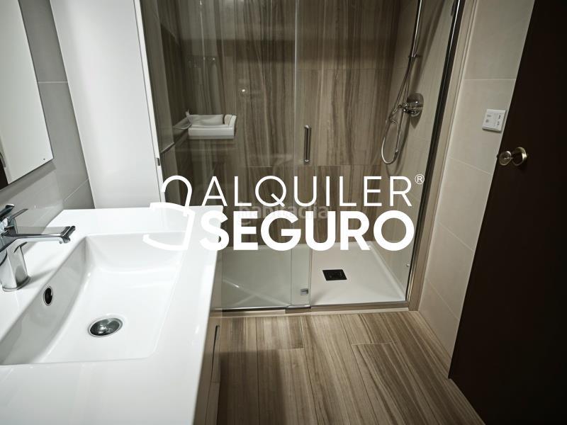 Foto ae48d9ad-7331-436f-a4e7-bb748dc5eb0a. Alquiler piso  c de alfonso x el sabio en Ruiseñores Zaragoza