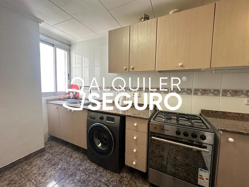Foto 2bf8e135-55e7-41c9-b163-3b8ced3a277b. Lloguer pis amb calefacció a El Botànic Valencia