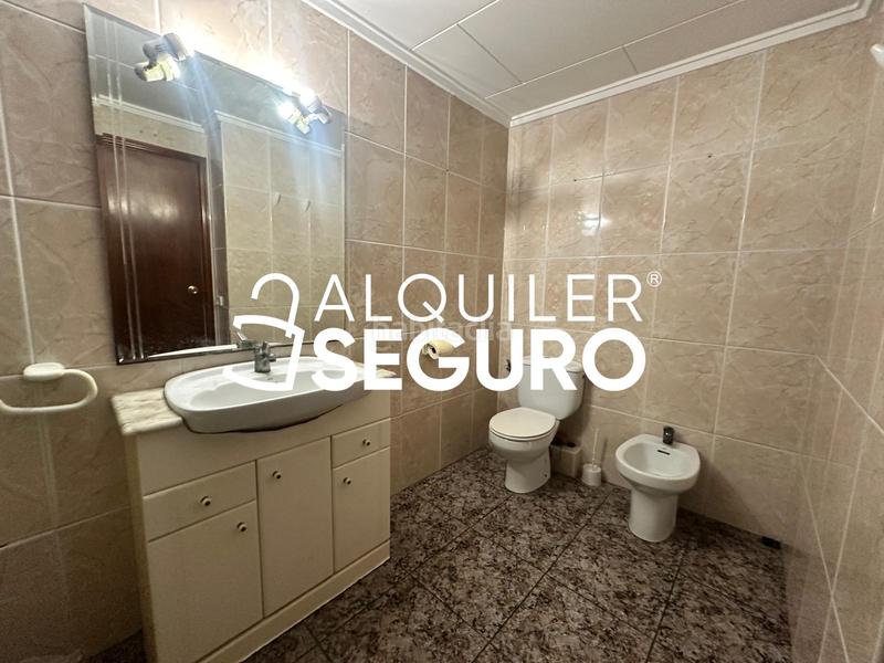 Foto 5d545fcf-d276-45d4-b84b-3e2ab391e6d7. Lloguer pis amb calefacció a El Botànic Valencia