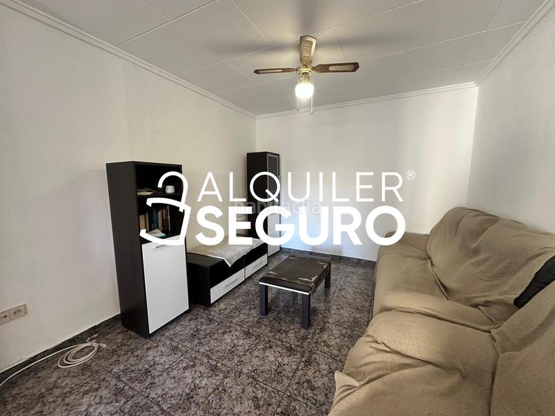 Foto 6718578d-434b-46bd-91c2-b555c9e2208c. Rent flat with heating in El Botànic Valencia