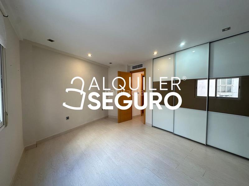 Foto f21c41f0-2f3f-495c-9786-1ffe62534088. Alquiler piso  c chile en Mestalla Valencia